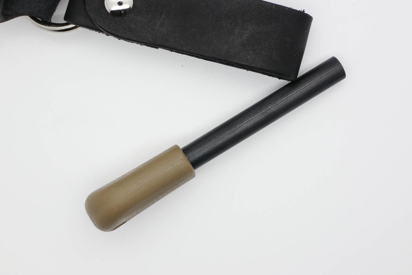 AK Firesteel Ferrocerium Rod – Neon Yellow G10